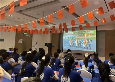 湘聯(lián)電纜集體觀看九三閱兵，汲取奮進力量！